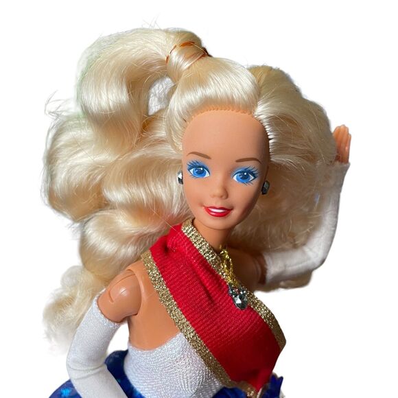 NEW BARBIE DOLL 1989 UNITED STATES COMMITTEE FOR UNICEF BLONDE NWOB - Picture 4 of 9